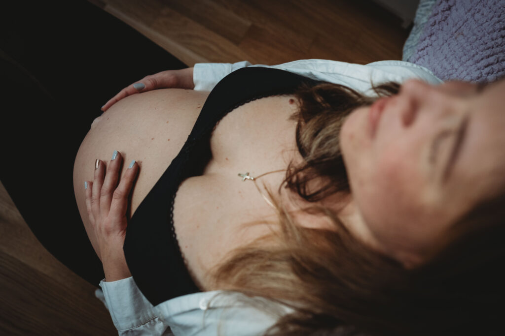 natuerliches babybauch shooting koeln 00008